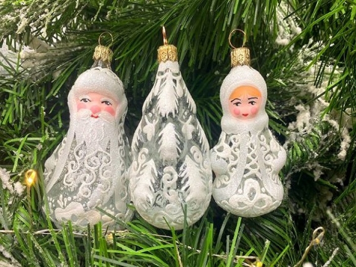 Фабрика Елочных игрушек “Иней”