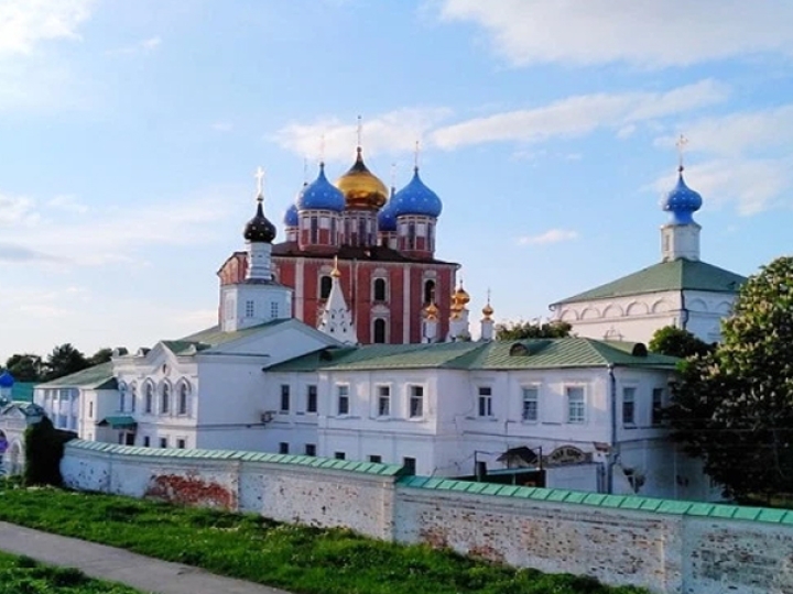 "Тур для школьников «В Рязань за царским леденцом и медом»”