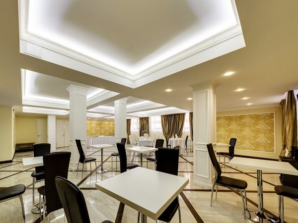 Отель "Версаль" п. Архипо-Осиповка